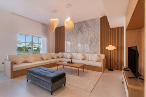 Nad Al Sheba 3 - 5BR Villa - Allsopp&Allsopp